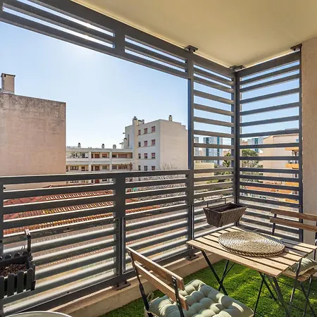 Апартаменты La Cle Terrasse & Parking Prive Centre *